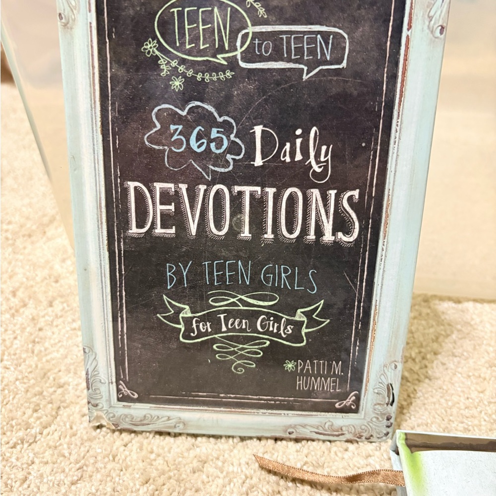 7/$20 Teen to Teen 365 Daily Devotions Book